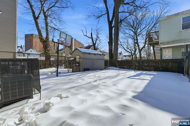 314 W 7th Avenue, Newark, NJ 07107