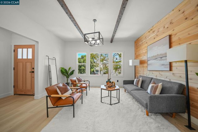 885 59Th St, Oakland, CA 94608