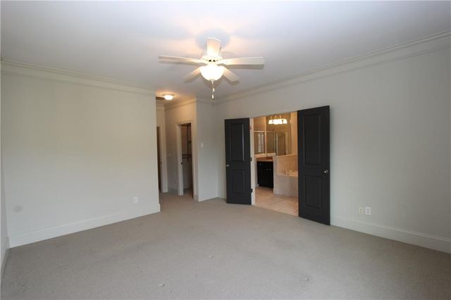 160 W Ridge Way, Roswell, GA 30076