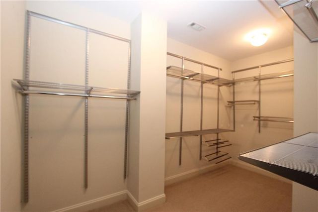 160 W Ridge Way, Roswell, GA 30076