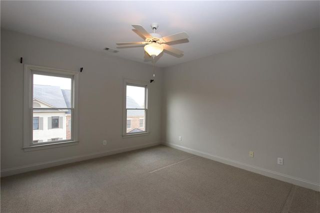 160 W Ridge Way, Roswell, GA 30076