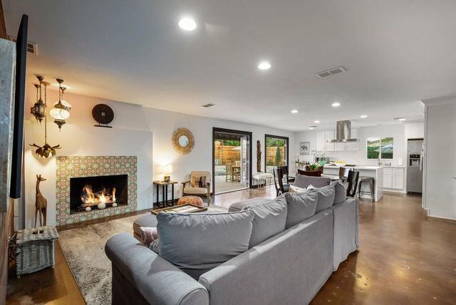 46500 Cameo Palms Drive, La Quinta, CA 92253