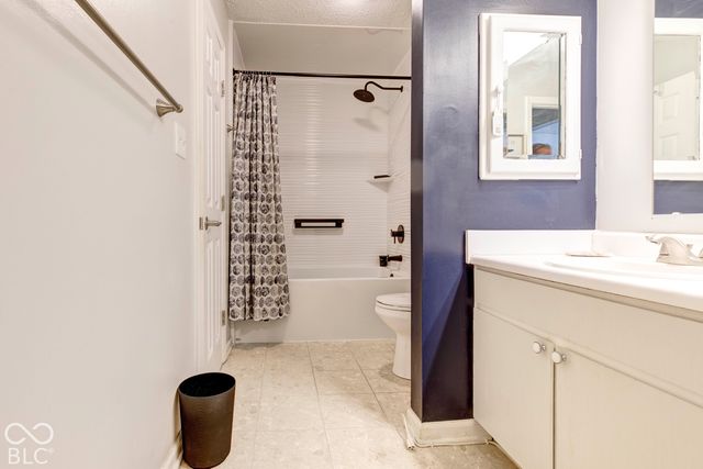 3031 Arrow Wood Lane, Indianapolis, IN 46214