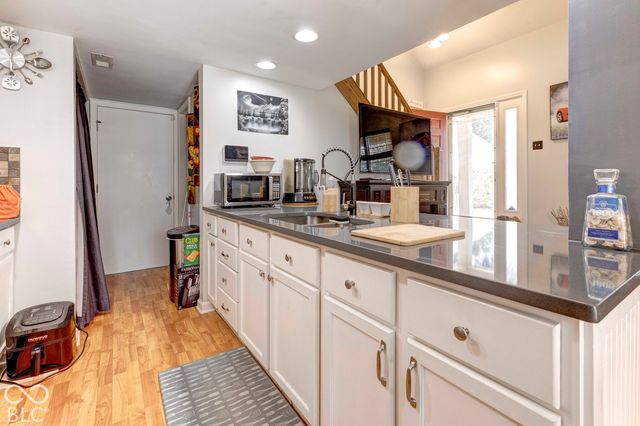 3031 Arrow Wood Lane, Indianapolis, IN 46214