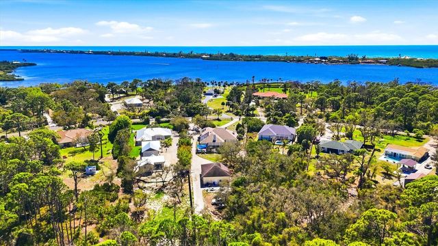 1711 BAYSHORE DRIVE, Englewood, FL 34223