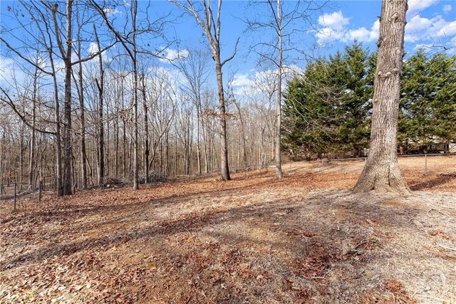 5805 Shadow Oaks Drive, Murrayville, GA 30564