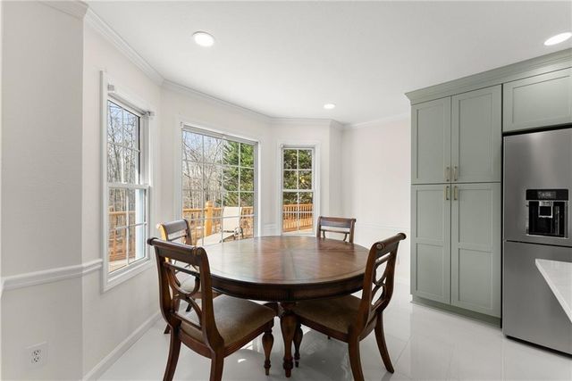 5805 Shadow Oaks Drive, Murrayville, GA 30564