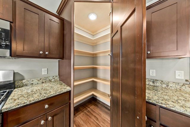 1961 W Kohl DRIVE, Appleton, WI 54913