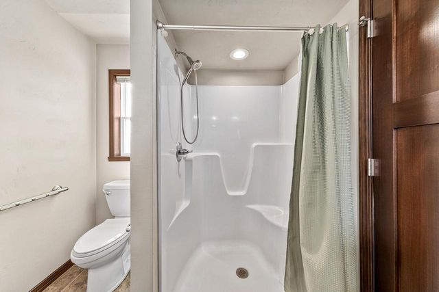 1961 W Kohl DRIVE, Appleton, WI 54913