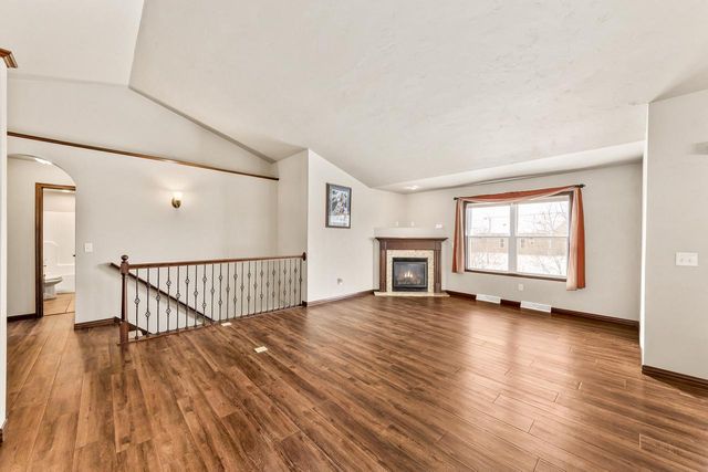 1961 W Kohl DRIVE, Appleton, WI 54913