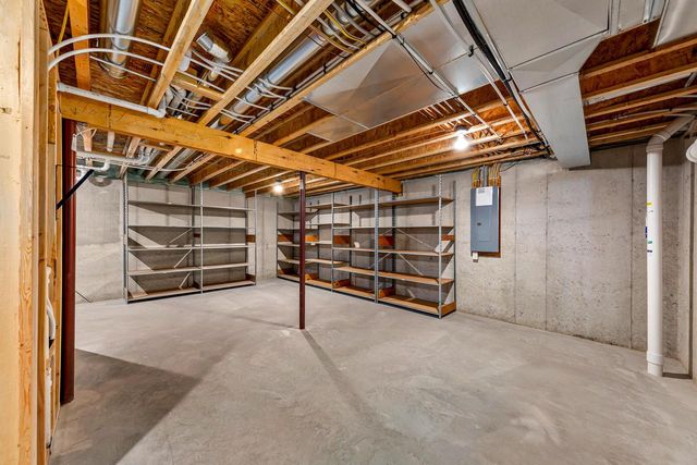 1961 W Kohl DRIVE, Appleton, WI 54913