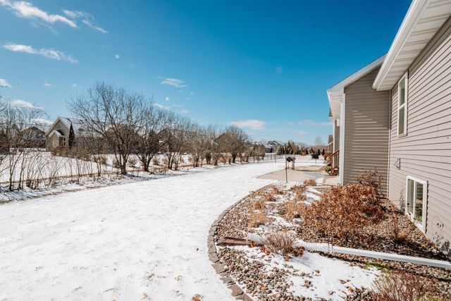 1961 W Kohl DRIVE, Appleton, WI 54913