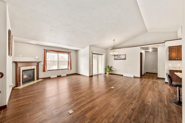 1961 W Kohl DRIVE, Appleton, WI 54913