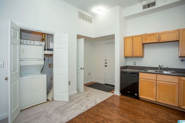 2020 5TH AVENUE S, Birmingham, AL 35233