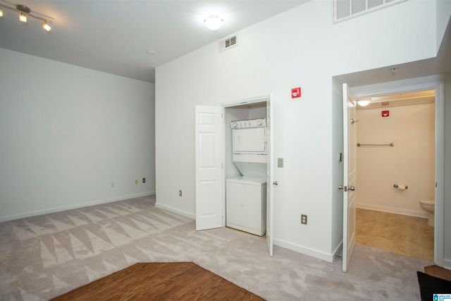 2020 5TH AVENUE S, Birmingham, AL 35233