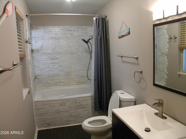 1063 N BARKLEY --, Mesa, AZ 85203
