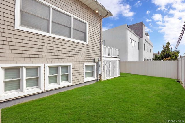 36 Prescott, Lido Beach, NY 11561