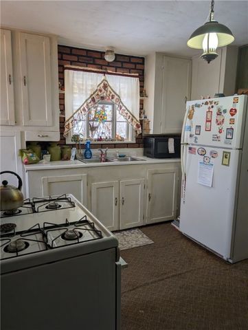 2486 Canandaigua Road, Macedon, NY 14502