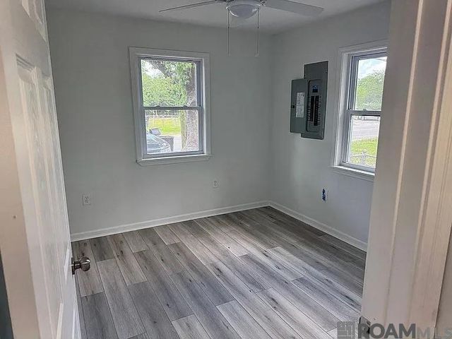1180 N Acadian Thwy, Baton Rouge, LA 70802