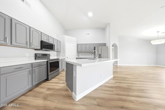 3686 E MEADOW LAND Drive, San Tan Valley, AZ 85140