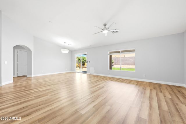 3686 E MEADOW LAND Drive, San Tan Valley, AZ 85140