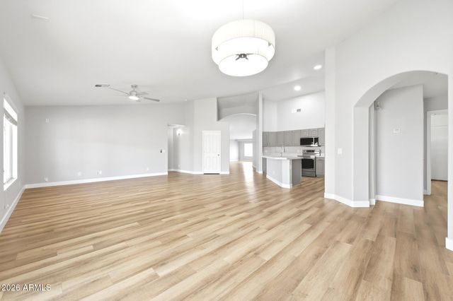 3686 E MEADOW LAND Drive, San Tan Valley, AZ 85140