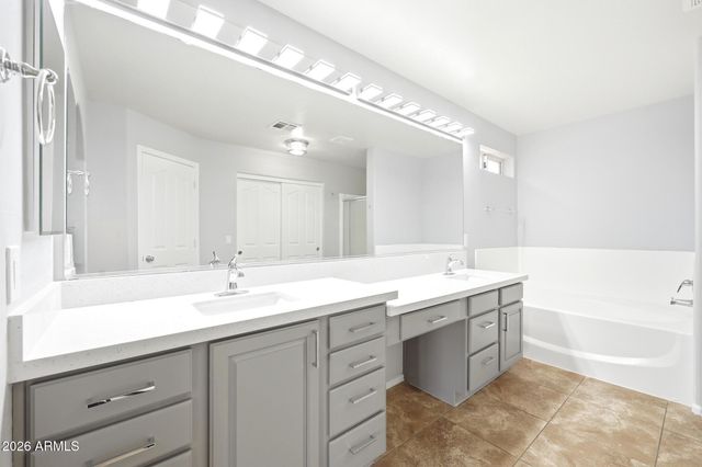 3686 E MEADOW LAND Drive, San Tan Valley, AZ 85140