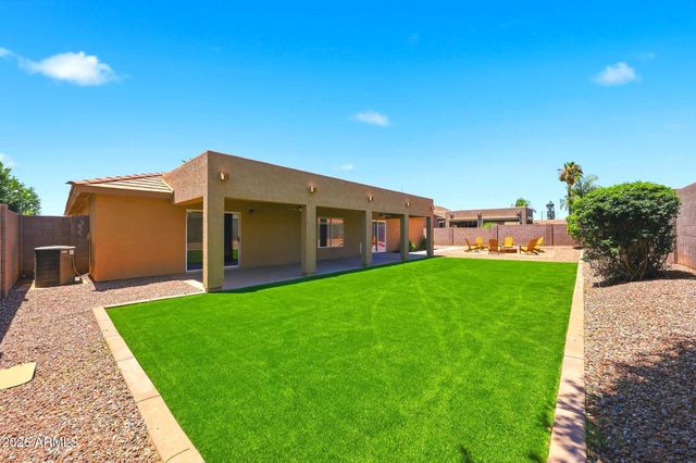 3686 E MEADOW LAND Drive, San Tan Valley, AZ 85140