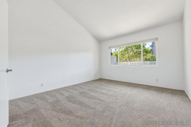 8048 Caminito Gianna, La Jolla, CA 92037