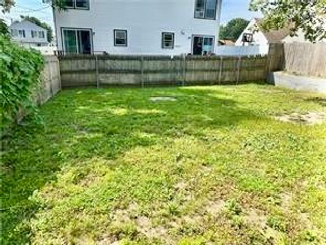 6 Stockwell Street, Providence, RI 02909