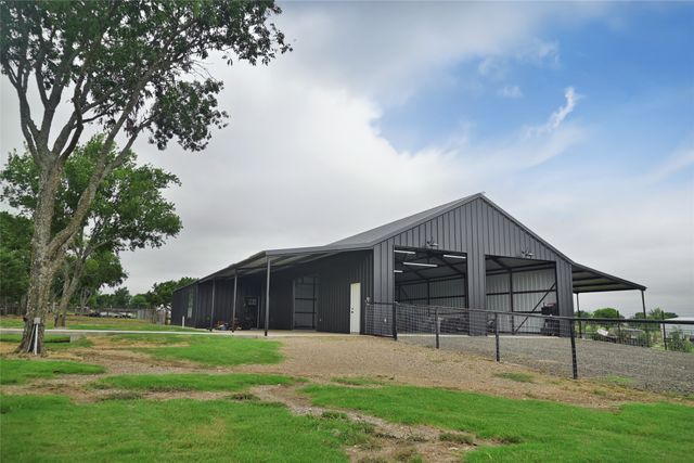 200 Corral Road, Godley, TX 76044