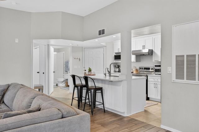 417 SUMMIT RIDGE PLACE 213, Longwood, FL 32779