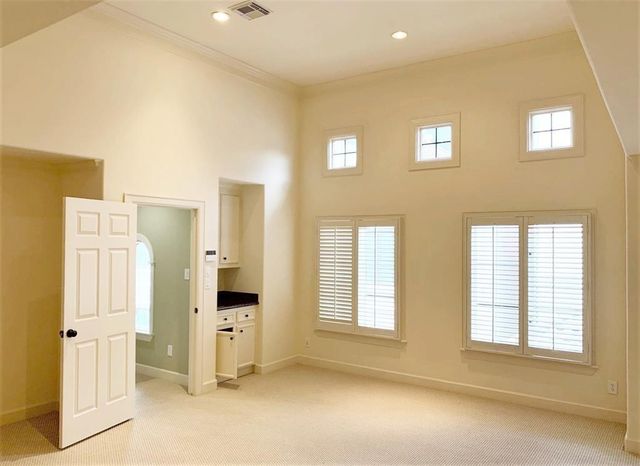5033 La Branch Street, Houston, TX 77004