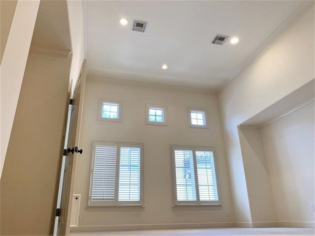 5033 La Branch Street, Houston, TX 77004