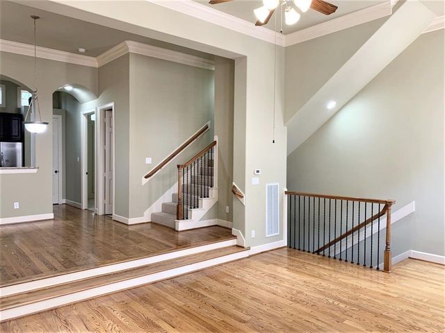5033 La Branch Street, Houston, TX 77004