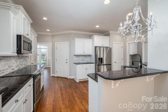 4012 Saint Andrews Court, Cramerton, NC 28032