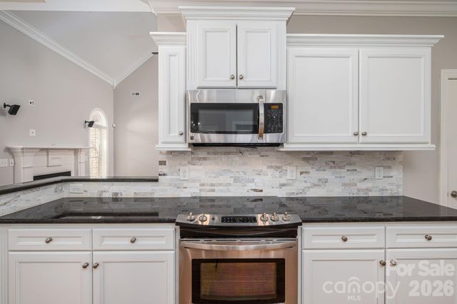 4012 Saint Andrews Court, Cramerton, NC 28032