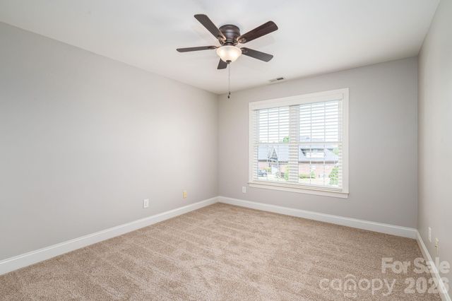4012 Saint Andrews Court, Cramerton, NC 28032
