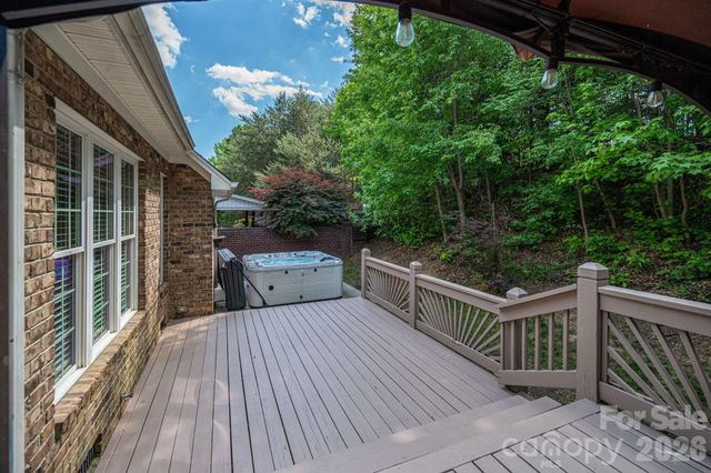 4012 Saint Andrews Court, Cramerton, NC 28032
