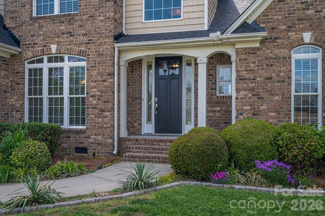 4012 Saint Andrews Court, Cramerton, NC 28032