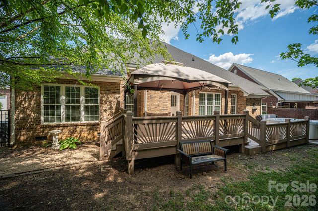 4012 Saint Andrews Court, Cramerton, NC 28032