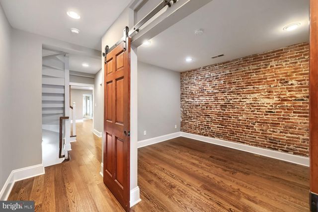 117 W HAMBURG ST, Baltimore, MD 21230