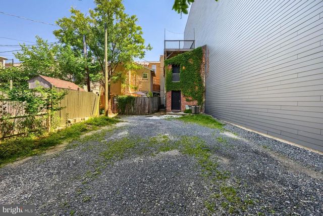 117 W HAMBURG ST, Baltimore, MD 21230
