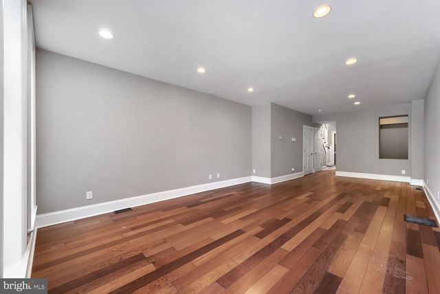 117 W HAMBURG ST, Baltimore, MD 21230