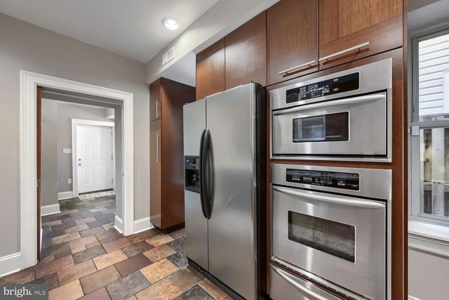 117 W HAMBURG ST, Baltimore, MD 21230