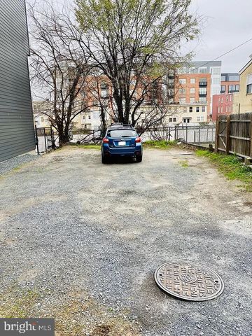 117 W HAMBURG ST, Baltimore, MD 21230