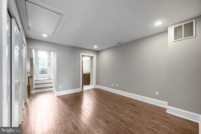 117 W HAMBURG ST, Baltimore, MD 21230