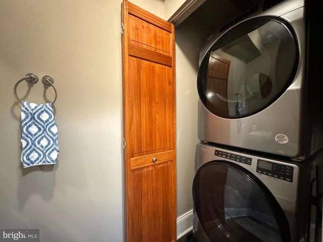 117 W HAMBURG ST, Baltimore, MD 21230