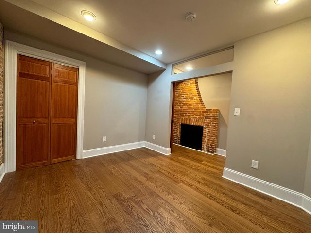 117 W HAMBURG ST, Baltimore, MD 21230