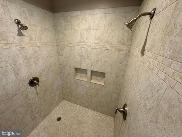 117 W HAMBURG ST, Baltimore, MD 21230
